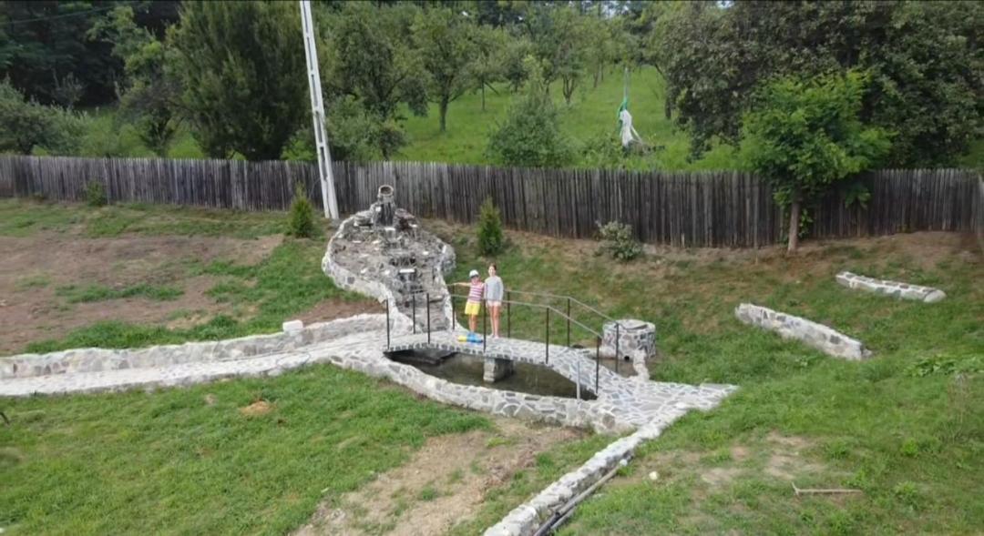 Apartamento La Curtea Argeseana Valea Iasului Exterior foto