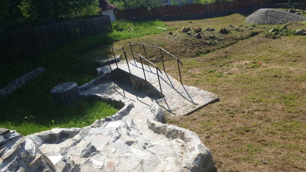 Apartamento La Curtea Argeseana Valea Iasului Exterior foto